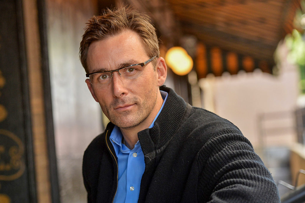 Valentin Cassadine (James Patrick Stuart)