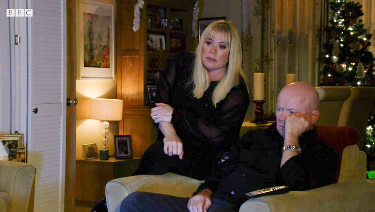 Eastenders Spoilers: Will Phil Kill Sharon for Baby Bombshell? Letitia Dean Says Pregnant Woman Fights Back