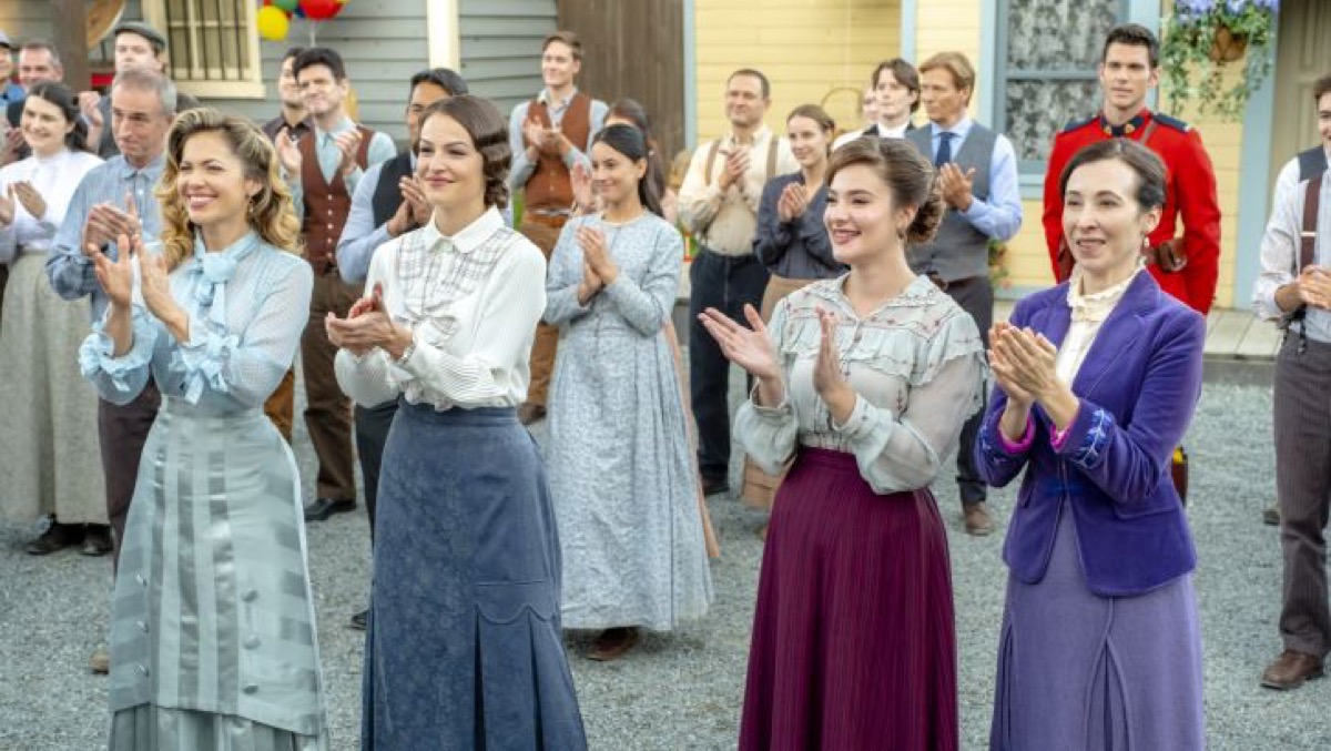 Hearties asking why 'When Calls the Heart' Season 6 isn’t streaming on Netflix
