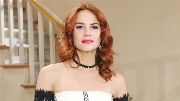 Courtney Hope (730 x 412)
