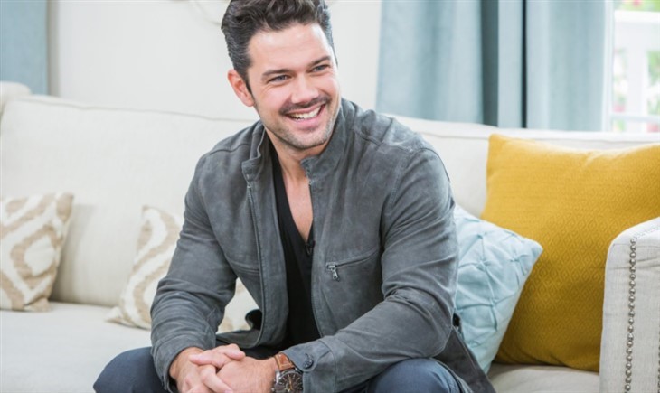 Hallmark Channel News Ryan Paevey And Erin Cahill Star In A Timeless Christmas Celebrating The Soaps