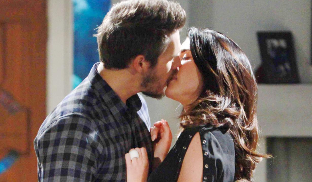 The Bold And The Beautiful Spoilers: Liam And Steffy Have Drunken Sex - And Regret It!