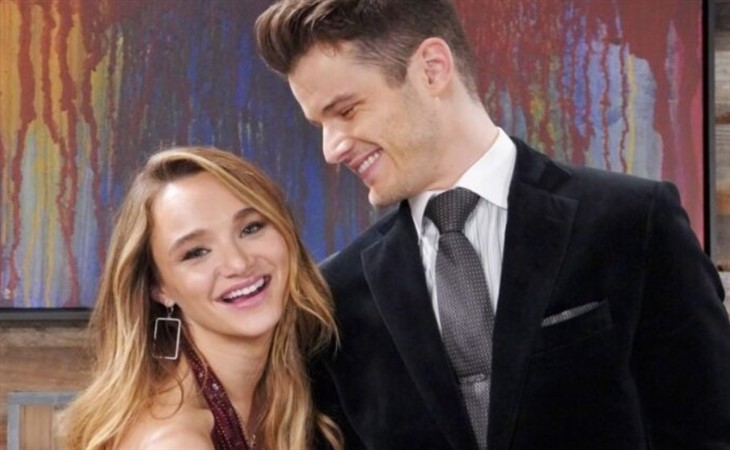 The Young And The Restless: Summer Newman (Hunter King) and Kyle Abbott (Michael Mealor)