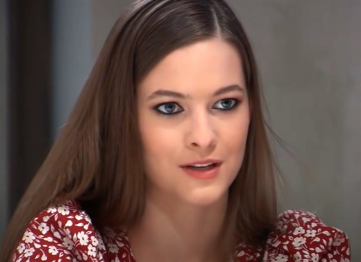 General Hospital: Esme Prince (Avery Kristen Pohl)