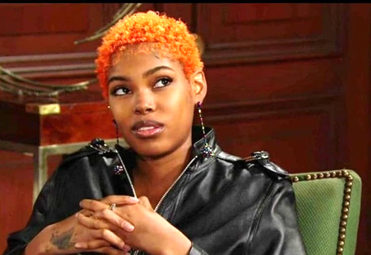 The Bold And The Beautiful: Paris Buckingham (Diamond White) 