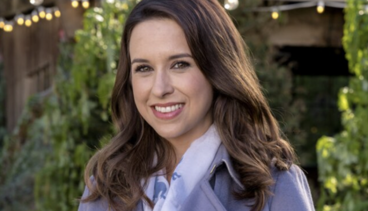 Hallmark Channel Lacey Chabert