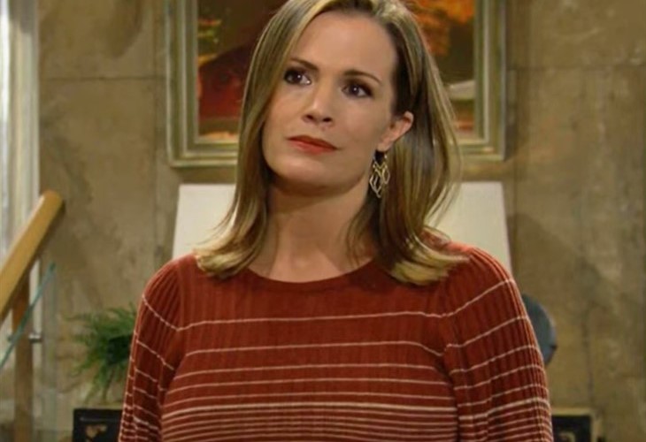 The Young And The Restless: Chelsea Lawson (Melissa Claire Egan)