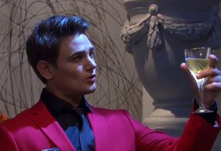 Days Of Our Lives: Johnny DiMera (Carson Boatman) 