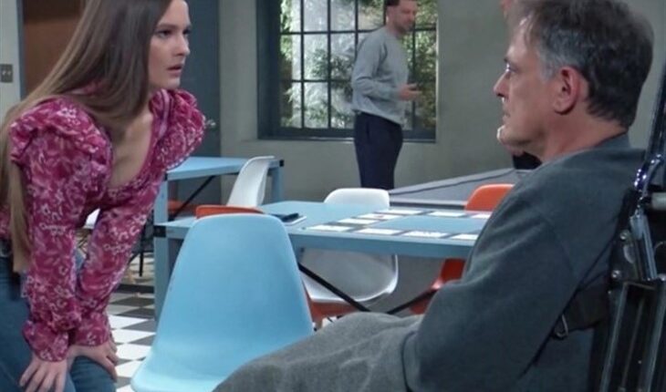 General Hospital Ryan Chamberlain (Jon Lindstrom) Esme Prince (Avery Kristen Pohl)