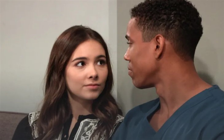 General Hospital: TJ Ashford (Tajh Bellow) and Molly Lansing-Davis (Haley Pullos)