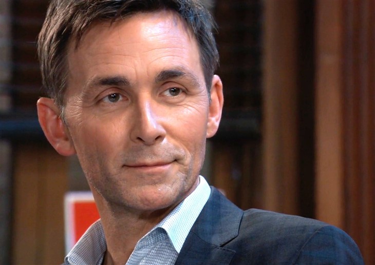 General Hospital: Valentin Cassadine (James Patrick Stuart)