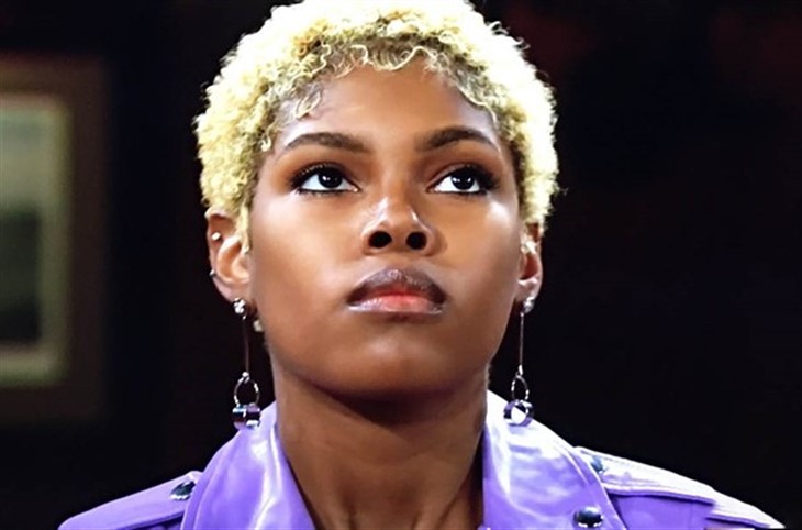The Bold And The Beautiful: Paris Buckingham (Diamond White)