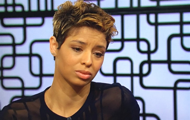 The Young And The Restless: Elena Dawson (Brytni Sarpy)