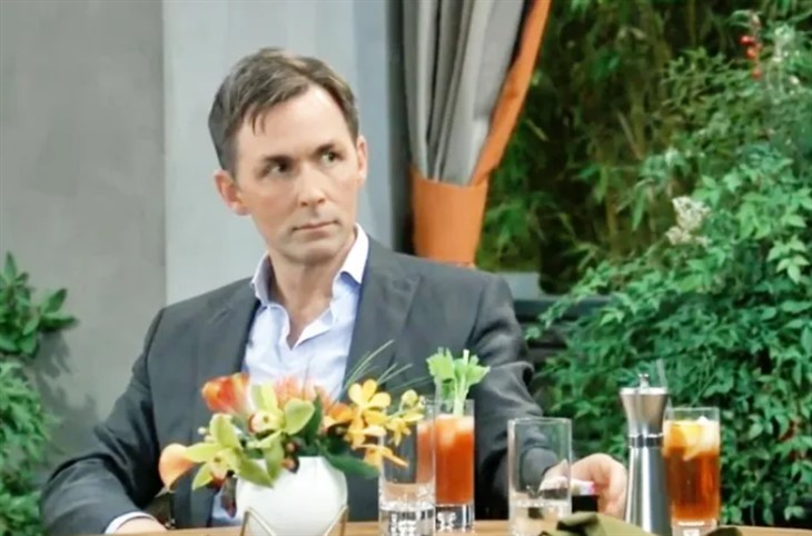General Hospital:Valentin Cassadine (James Patrick Stuart)