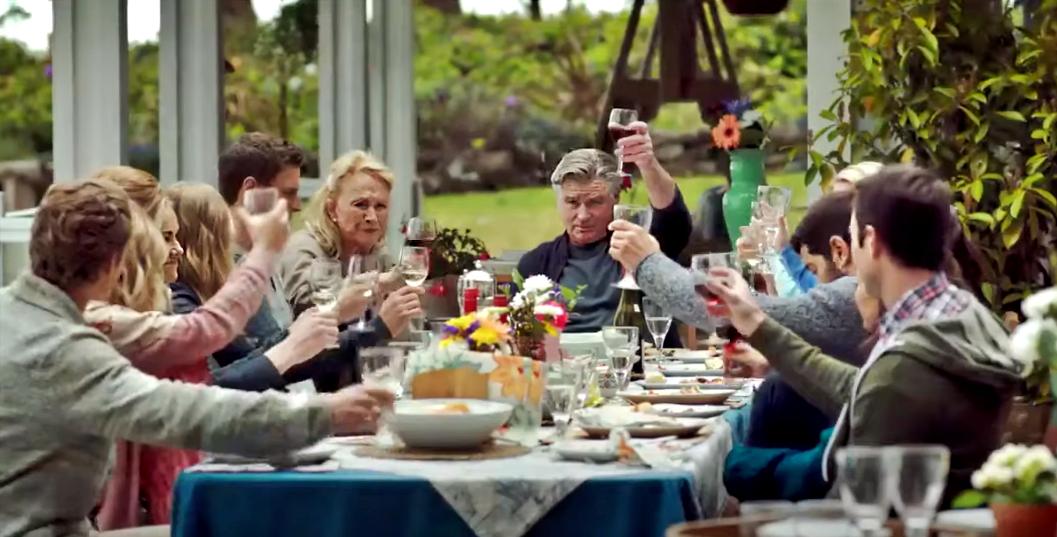 O'Brien family dinner on Chesapeake Shores