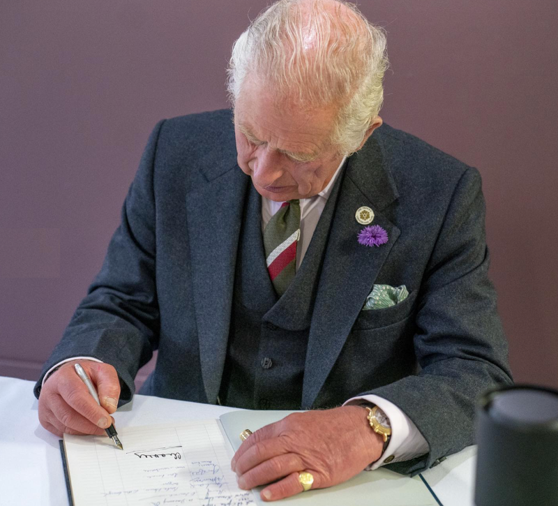 Royal Family News: King Charles’ “Sausage Fingers” Alarm Social Media