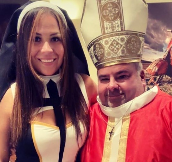 90 Day Fiance Big Ed And Liz Take Heat For Halloween Costumes