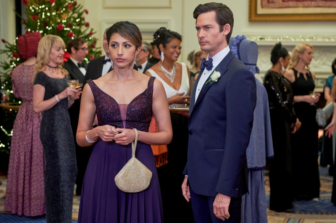 Reshma Shetty, Will Kemp in Jolly Good Christmas on Hallmark Channel