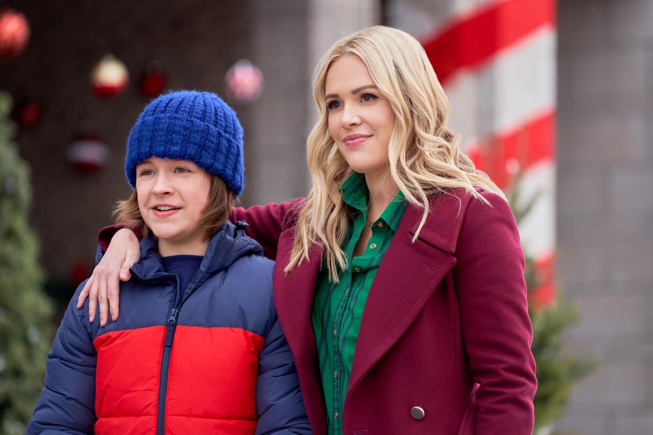Noel Next Door on Hallmark Channel