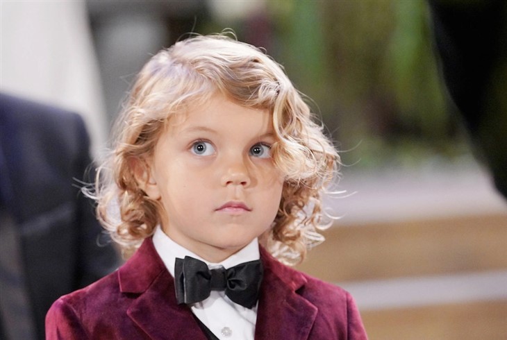 The Young And he Restless - Harrison Locke (Kellen Enriquez)