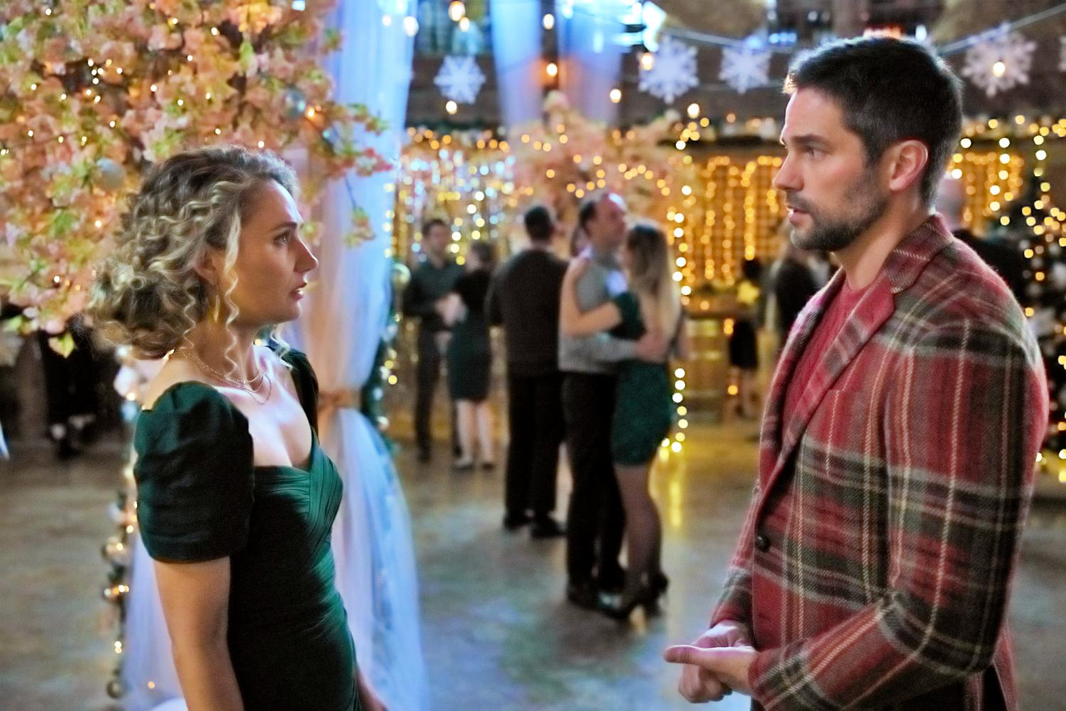#Xmas on Hallmark Channel