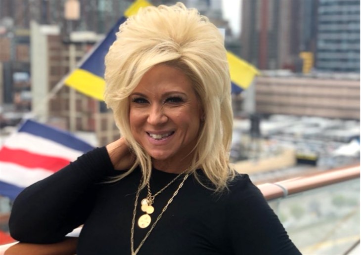 Long Island Medium 