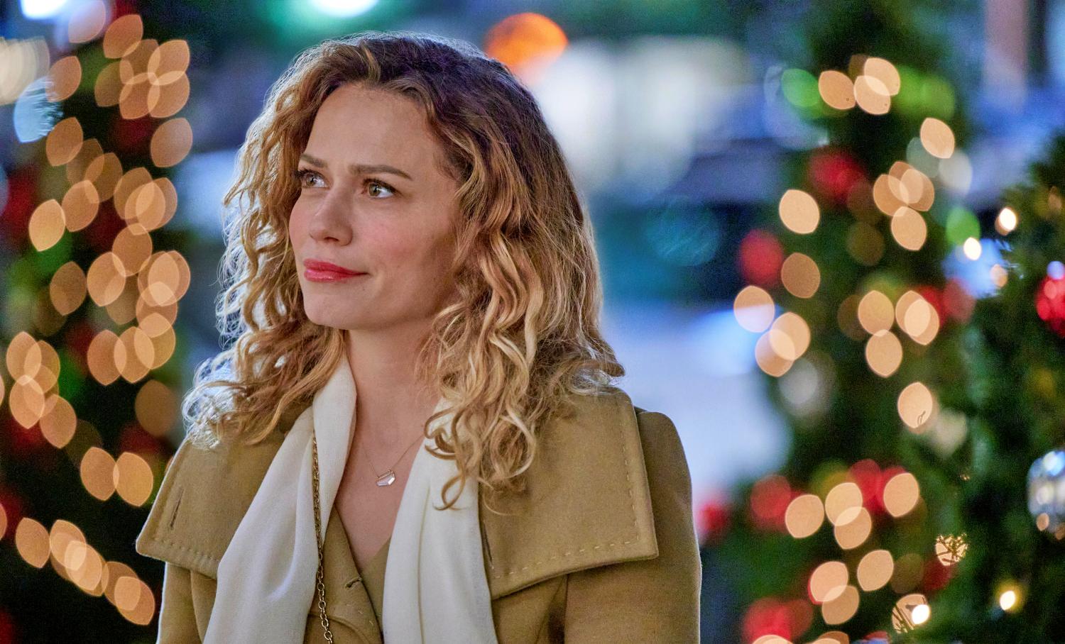 Kristoffer Polaha and Bethany Joy Lenz to start in Hallmark's first 2023 Christmas movie, A Biltmore Christmas.