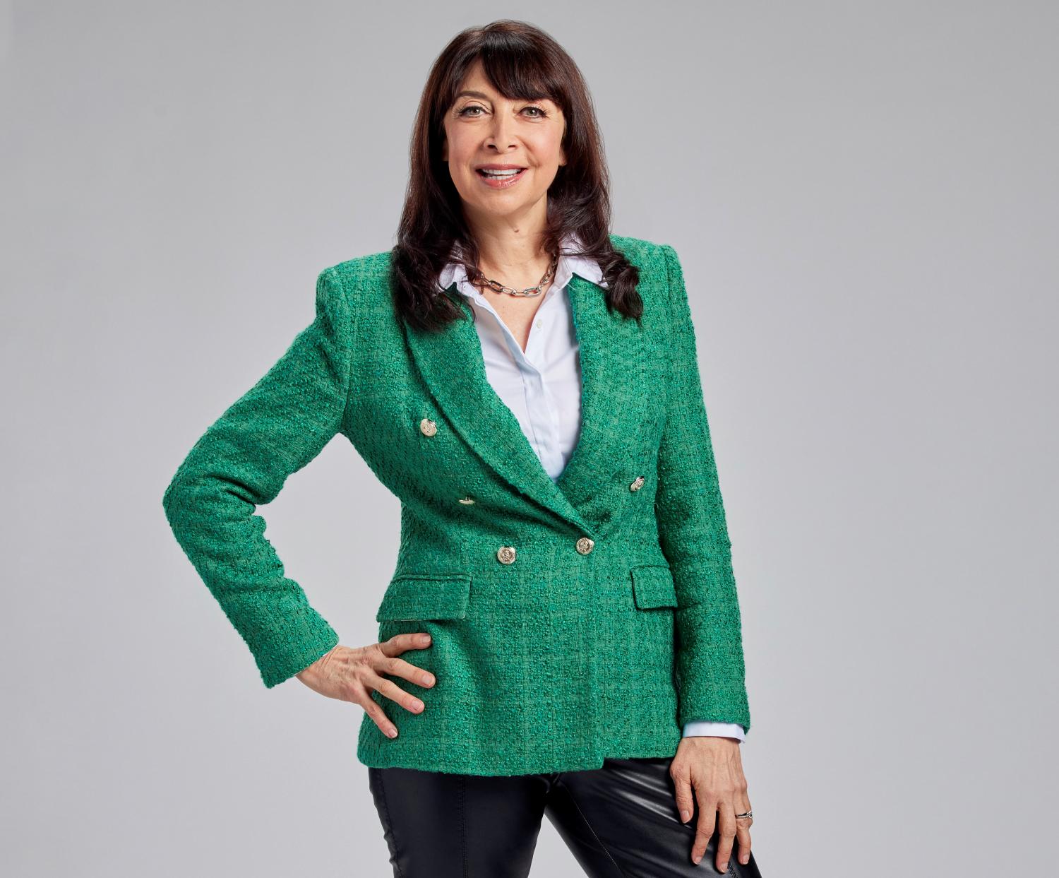 Illeana Douglas stars in Made for Each Other on Hallmark