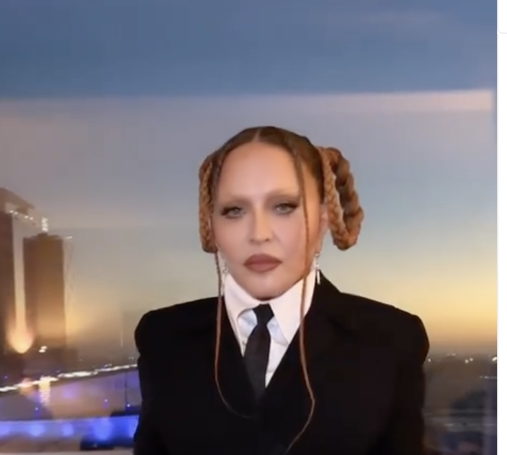 Madonna Wants Fans To Admire Her 'Cute' Face After Plastic Surgery
