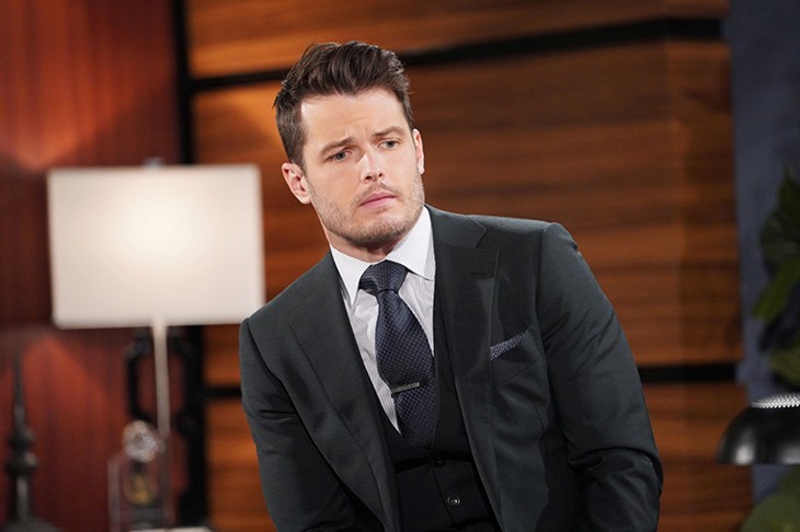 The Young And The Restless - Kyle Abbott (Michael Mealor) 