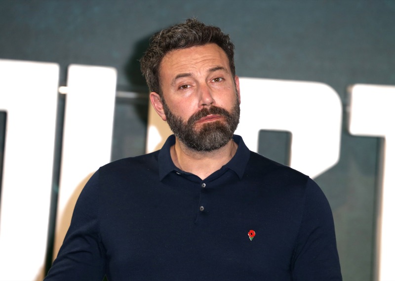 Ben Affleck Mocked For Looking Utterly Bored With Jennifer Lopez At The Grammys