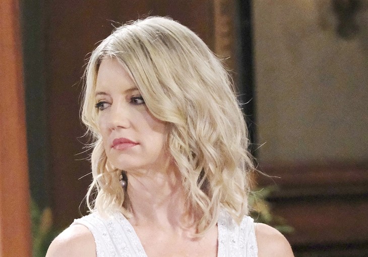 General Hospital: Nina Reeves (Cynthia Watros) 