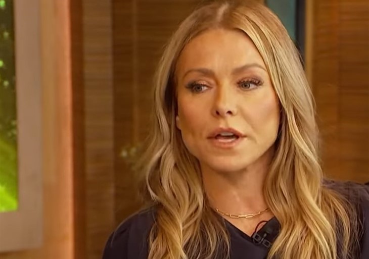 Kelly Ripa 