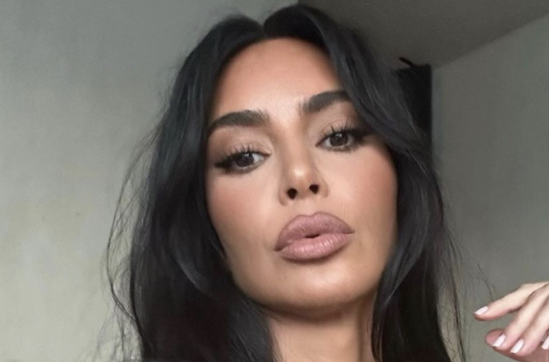 Khloe Kardashian Claps Back At Troll Asking If She Misses Her ‘Old Face’