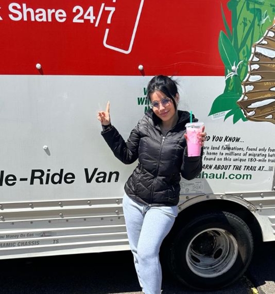 90 Day Fiance Alum Larissa Lima Hits The Road Back To Sin City
