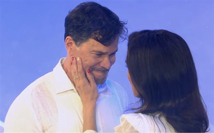 Days Of Our Lives: Bo Brady (Peter Reckell) face Hope Brady (Kristian Alfonso). 