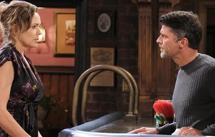 Days Of Our Lives: Eric Brady (Greg Vaughan) Nicole Walker (Arianne Zucker) 