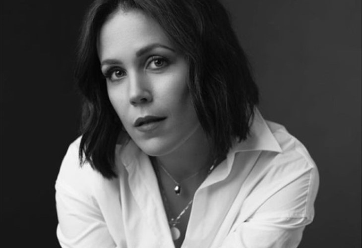 Erin Krakow 