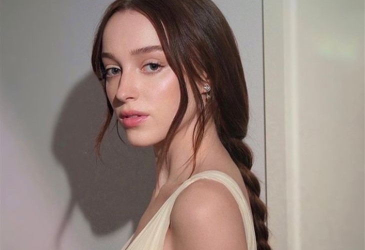 Phoebe Dynevor