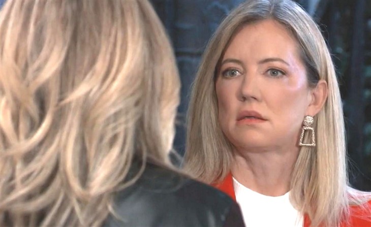General Hospital :Nina Reeves (Cynthia Watros)