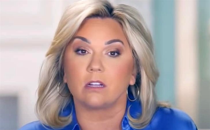 Julie Chrisley 
