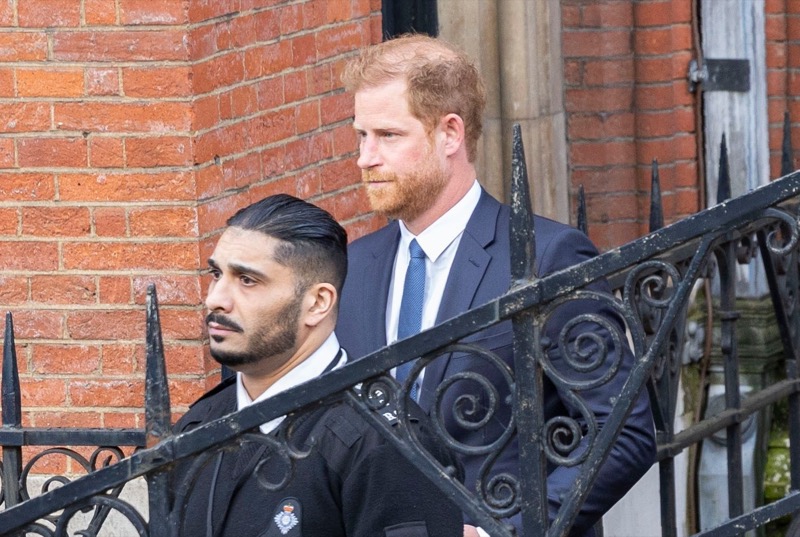 Prince Harry 'Too Cheap' For Hotel, Causes Car Chase