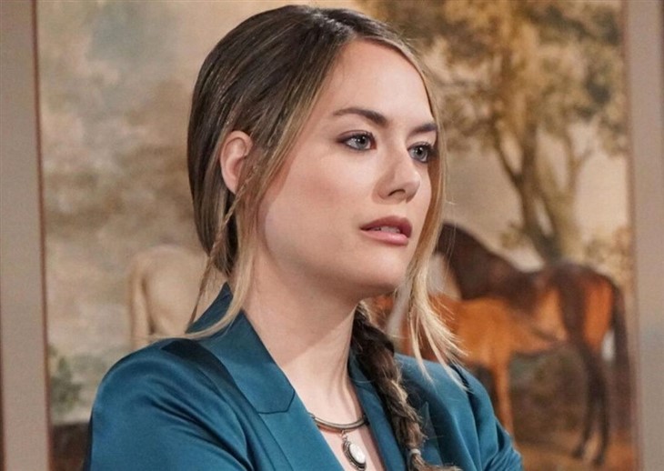 The Bold And The Beautiful: Hope Spencer (Annika Noelle) 