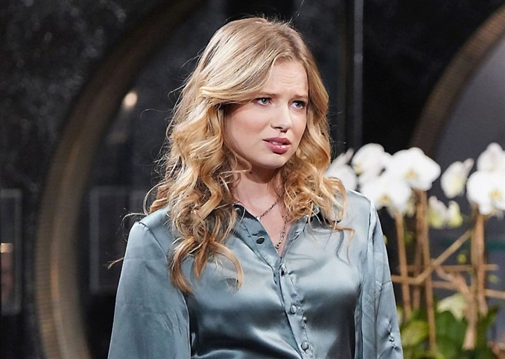 The Young And The Restless: Summer Newman-Abbott (Allison Lanier)