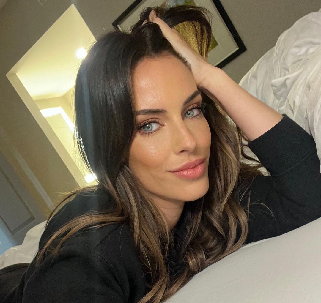 Jessica Lowndes stars in Apples, Orchards & Romance on Great American Family