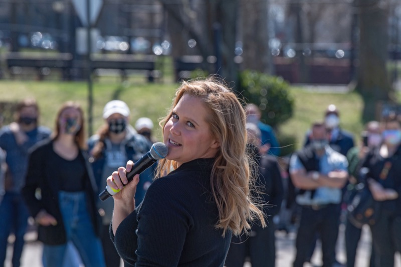 Amy Schumer Says She Had An Awful Experience While Using Ozempic