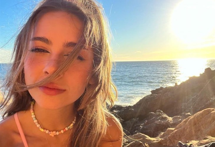 Haley Pullos 