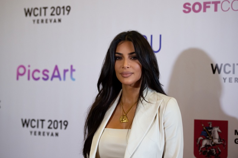 Did Kim Kardashian Hook Up With Travis Barker In The Past?