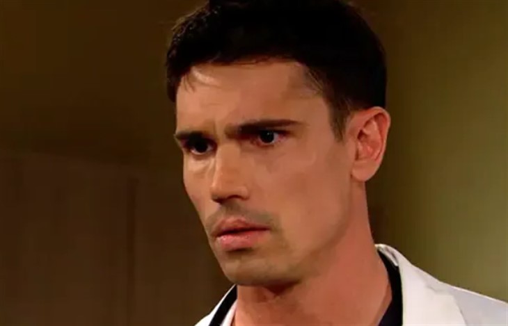 The Bold And The Beautiful: John Finn Finnegan (Tanner Novlan) 