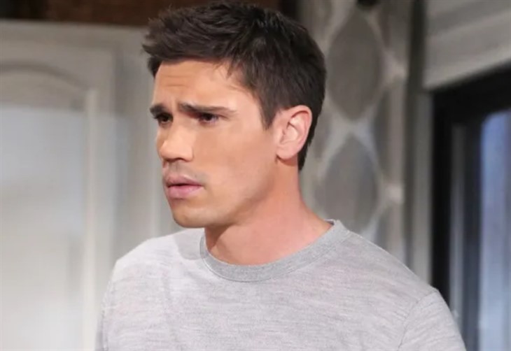 The Bold And The Beautiful: John Finnegan (Tanner Novlan) 